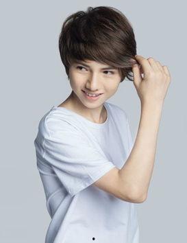 管仲祥个人资料,传奇企业家与慈善家的人生轨迹