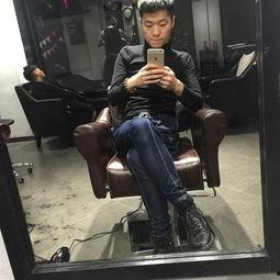 阿龙图片,探寻都市光影中的青春足迹