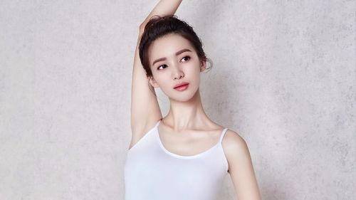 女明星小花,璀璨星途，魅力绽放的女明星传奇